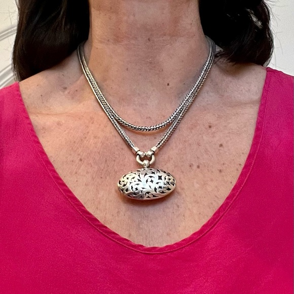 Lois Hill 925 Sterling Medallion Necklace